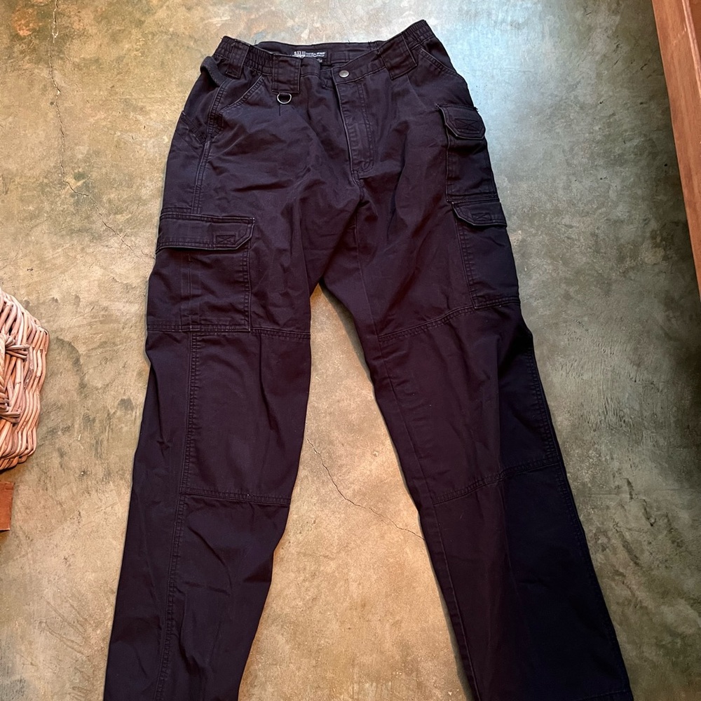 Navy cargo pants